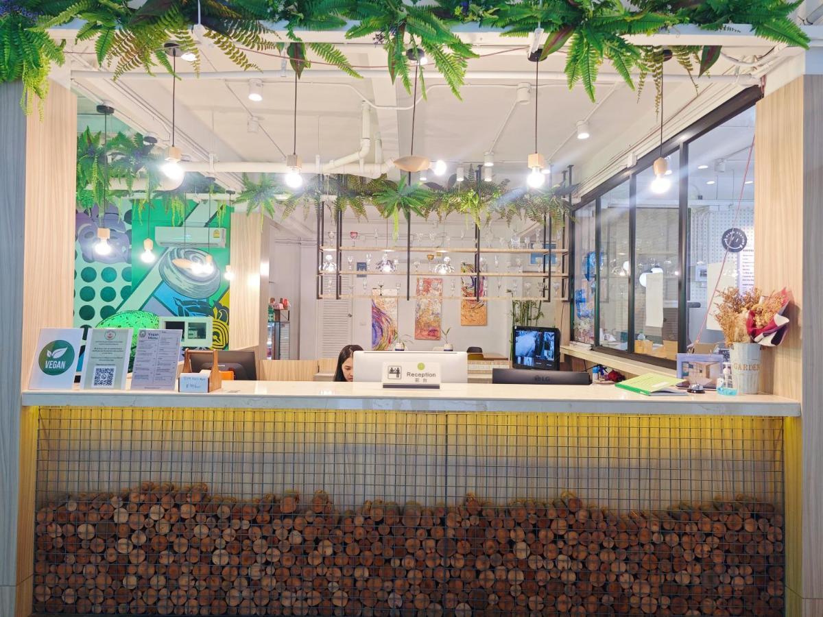 Ostay Asoke Bangkok Makkasan Exterior foto