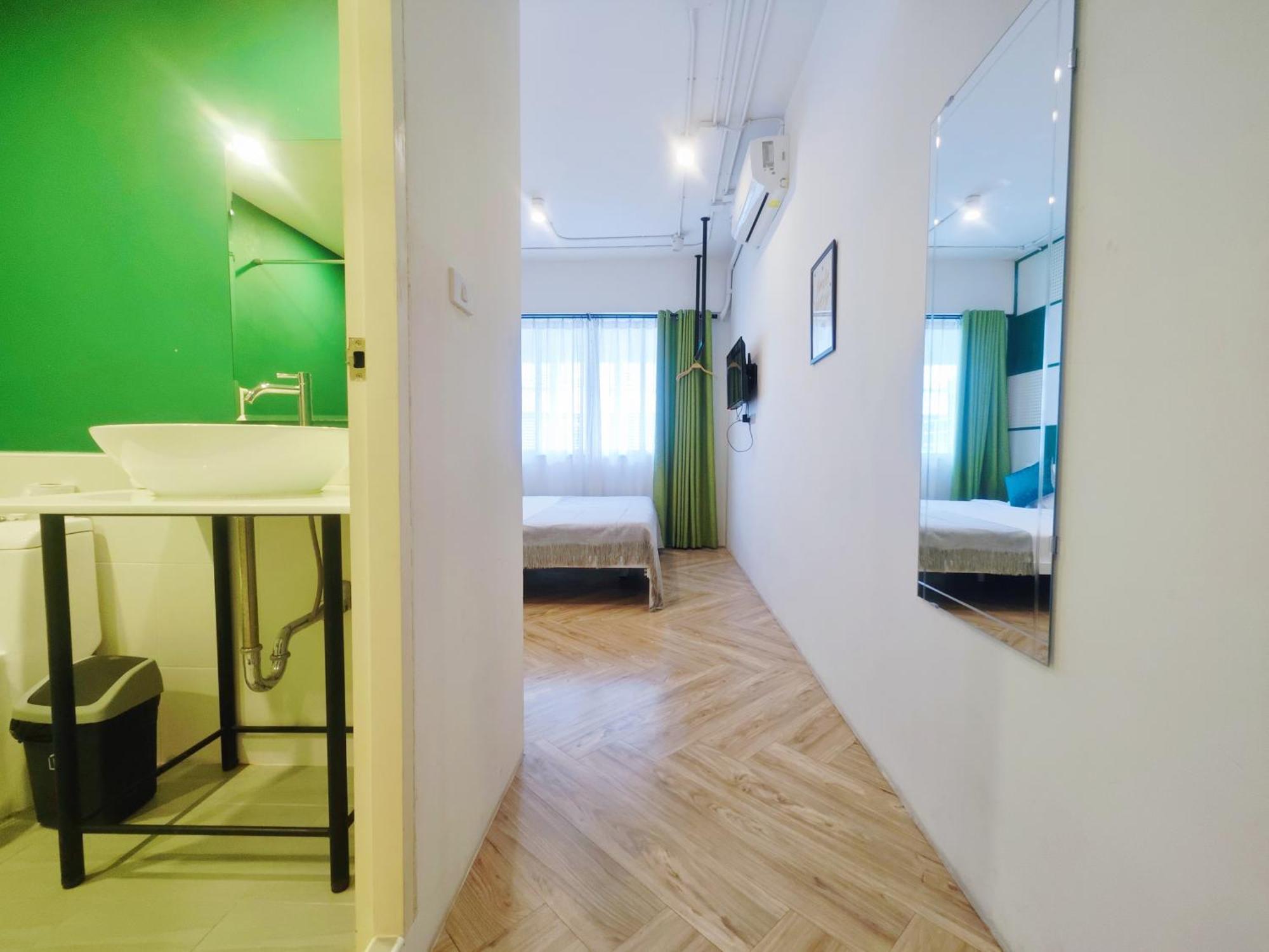 Ostay Asoke Bangkok Makkasan Exterior foto