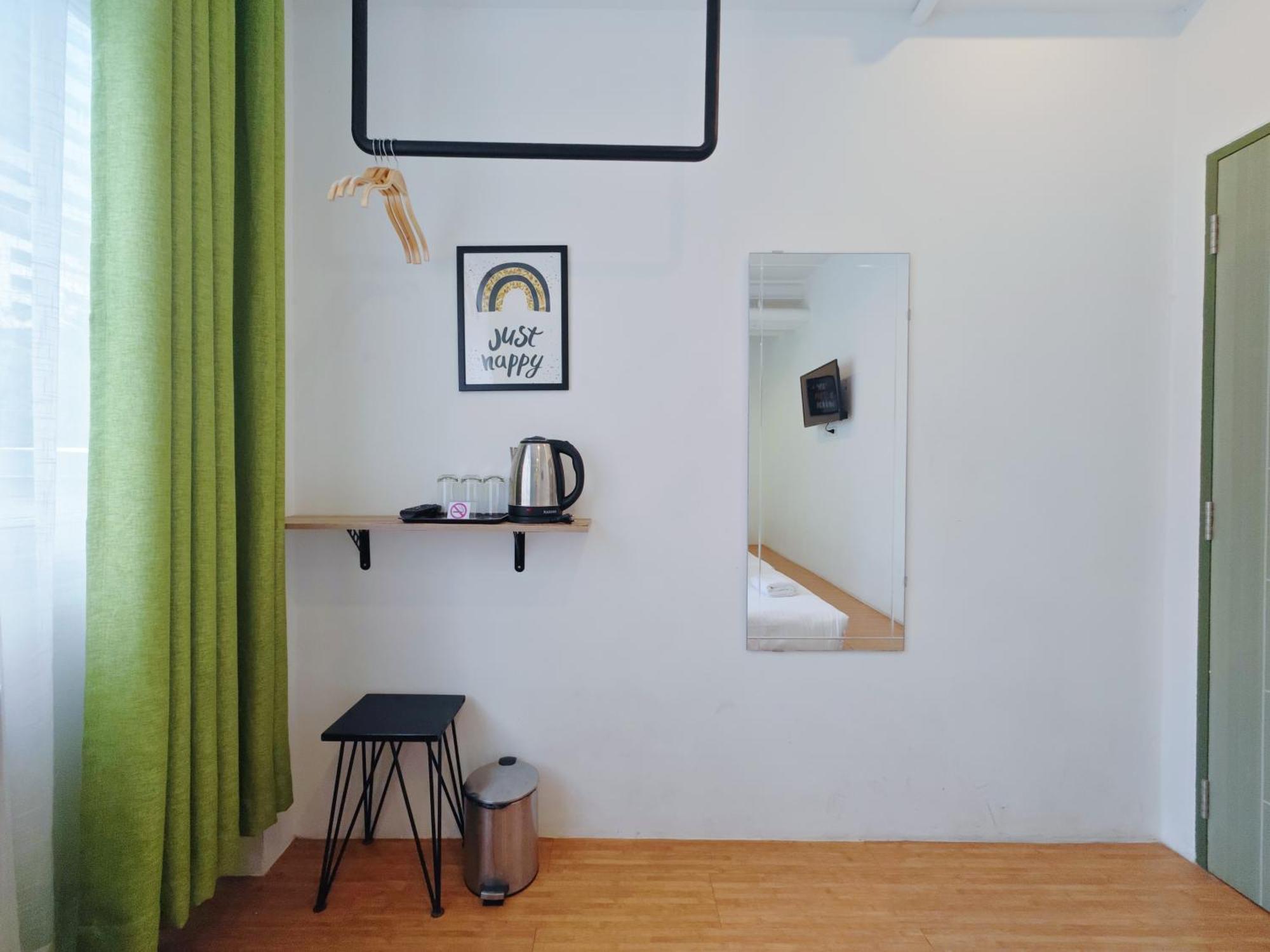 Ostay Asoke Bangkok Makkasan Exterior foto
